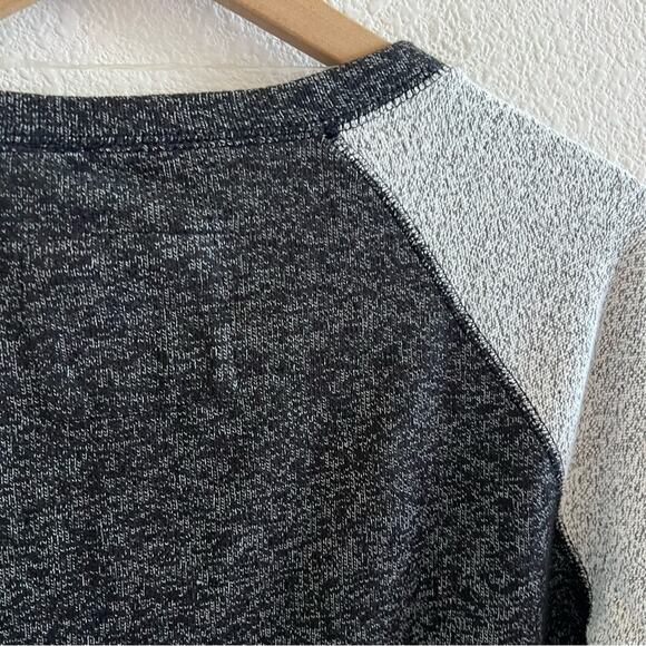 NWT Camp David Washington Huskies Heathered Gray Pullover Sweatshirt Medium - Picture 8 of 10